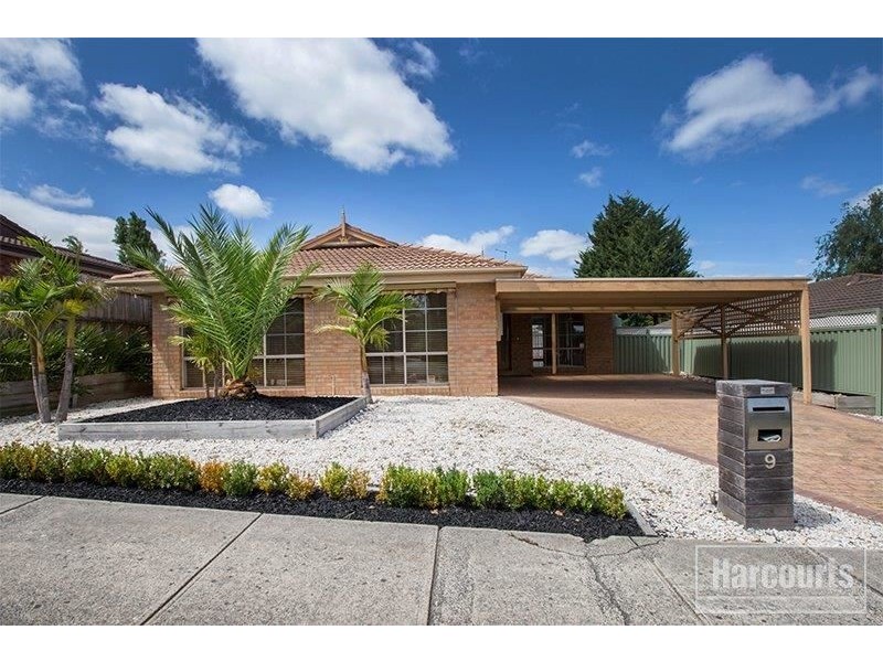 9 Amber Crescent, Narre Warren VIC 3805