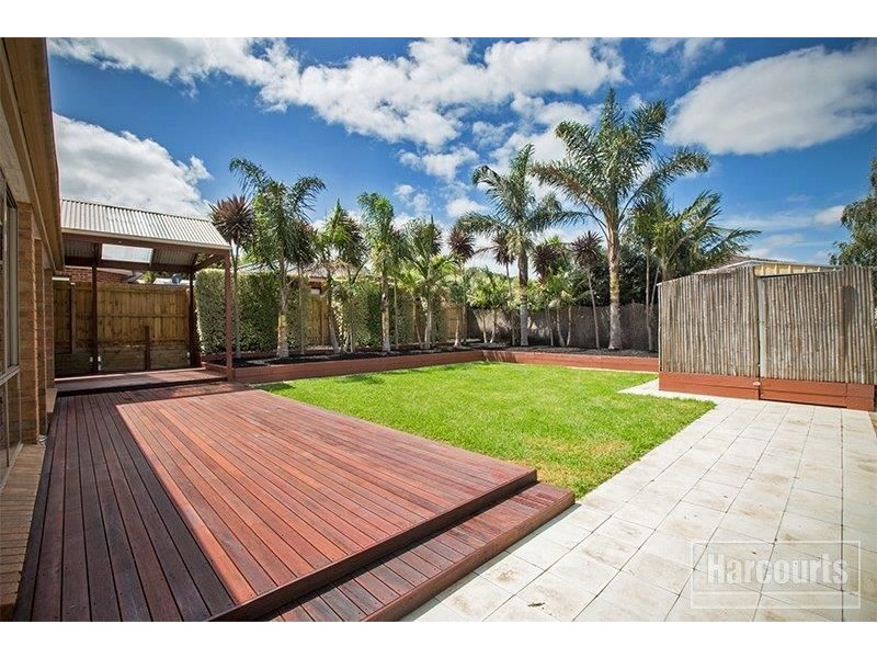 9 Amber Crescent, Narre Warren VIC 3805