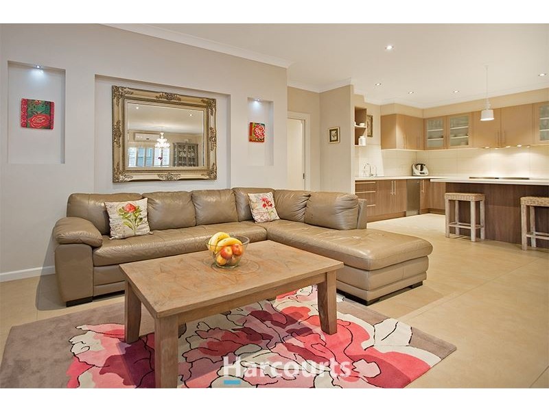 18 Sidney Nolan Place, Pakenham VIC 3810