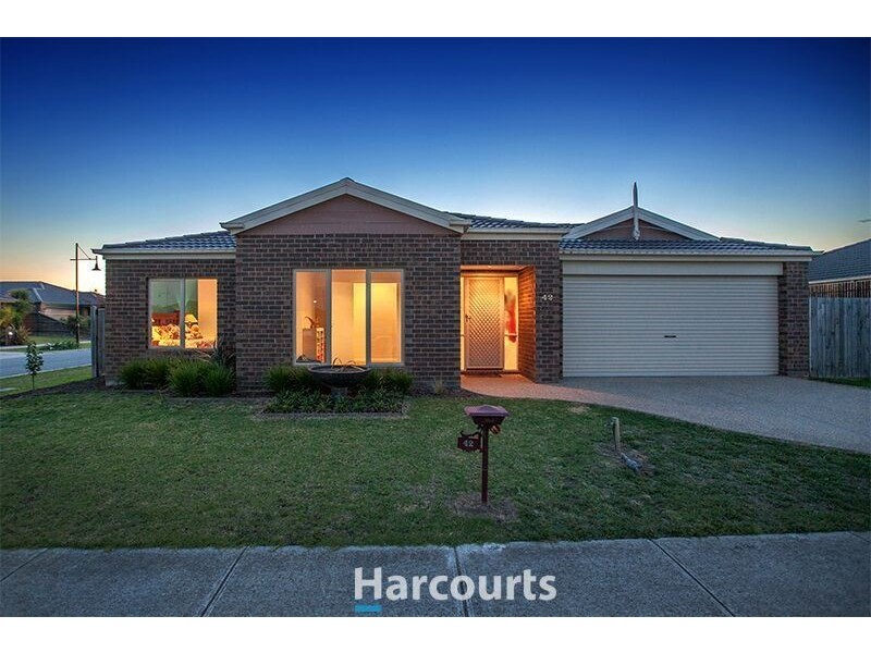 42 Honeyeater Way, Pakenham VIC 3810