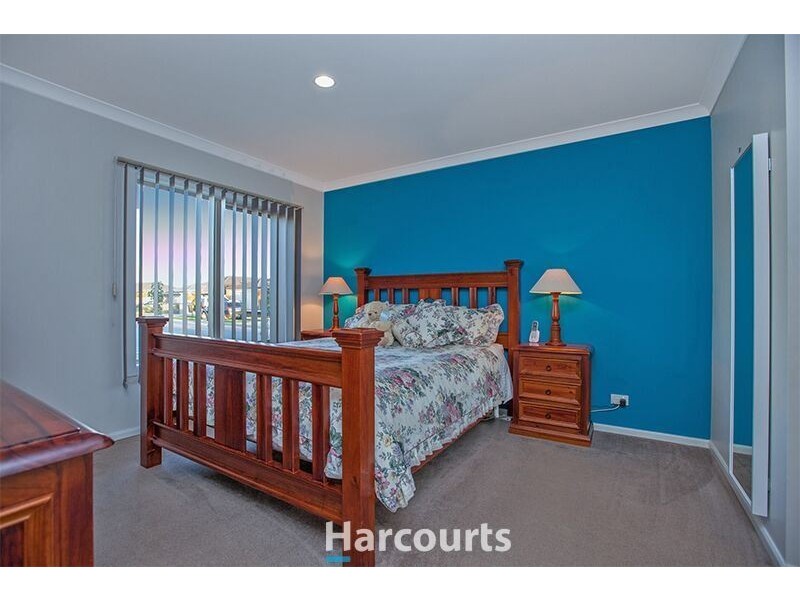 42 Honeyeater Way, Pakenham VIC 3810