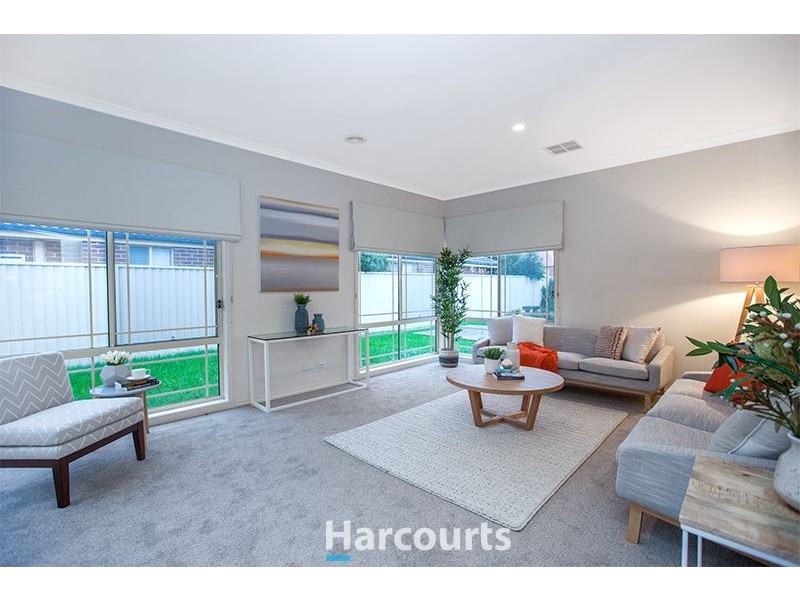 10 Tambo Court, Pakenham VIC 3810