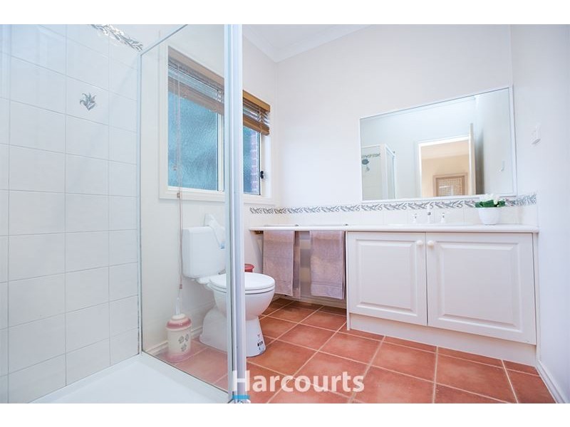 10 Tambo Court, Pakenham VIC 3810