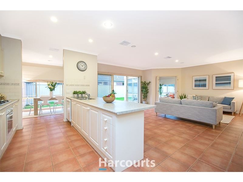 10 Tambo Court, Pakenham VIC 3810