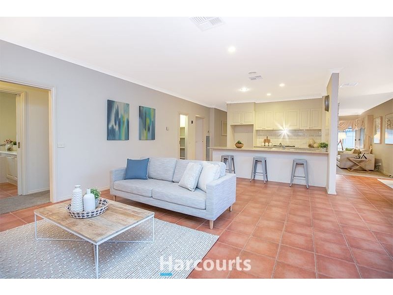 10 Tambo Court, Pakenham VIC 3810