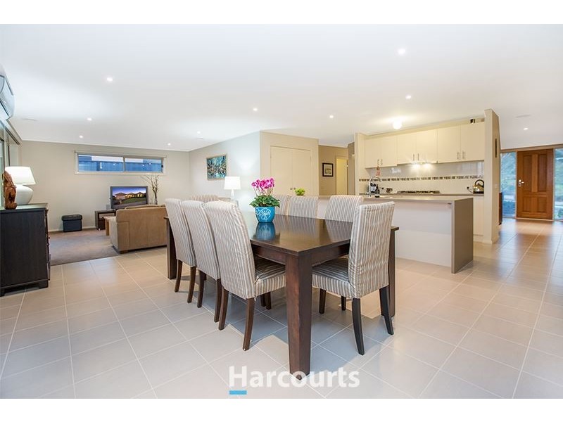 66 Windermere Boulevard, Pakenham VIC 3810