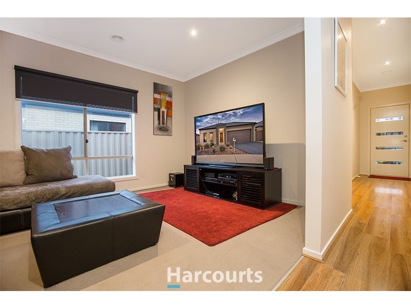 57 Villella Drive, Pakenham VIC 3810