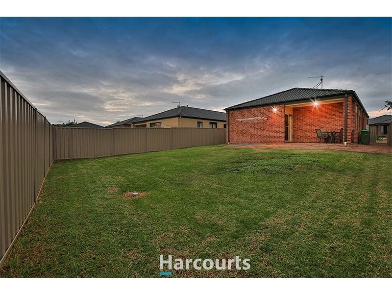 57 Villella Drive, Pakenham VIC 3810