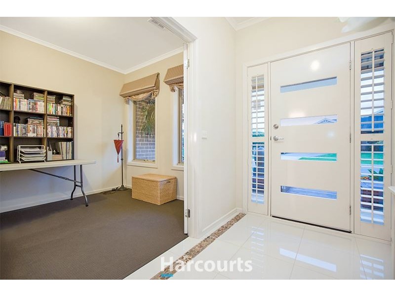 11 Sidney Nolan Place, Pakenham VIC 3810