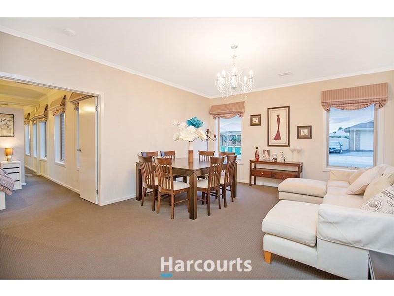 11 Sidney Nolan Place, Pakenham VIC 3810