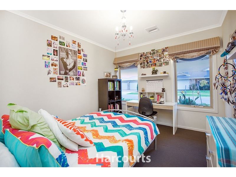 11 Sidney Nolan Place, Pakenham VIC 3810