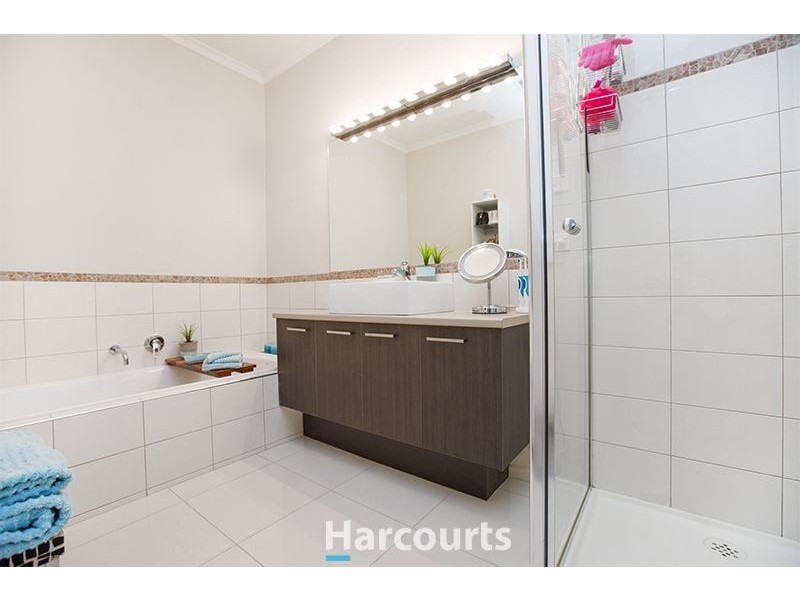 11 Sidney Nolan Place, Pakenham VIC 3810