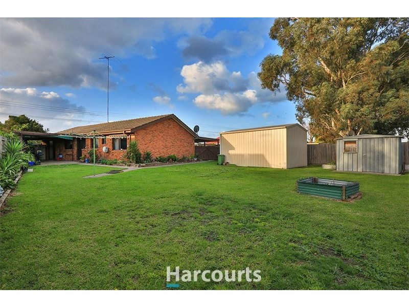 7 Barrington Drive, Pakenham VIC 3810