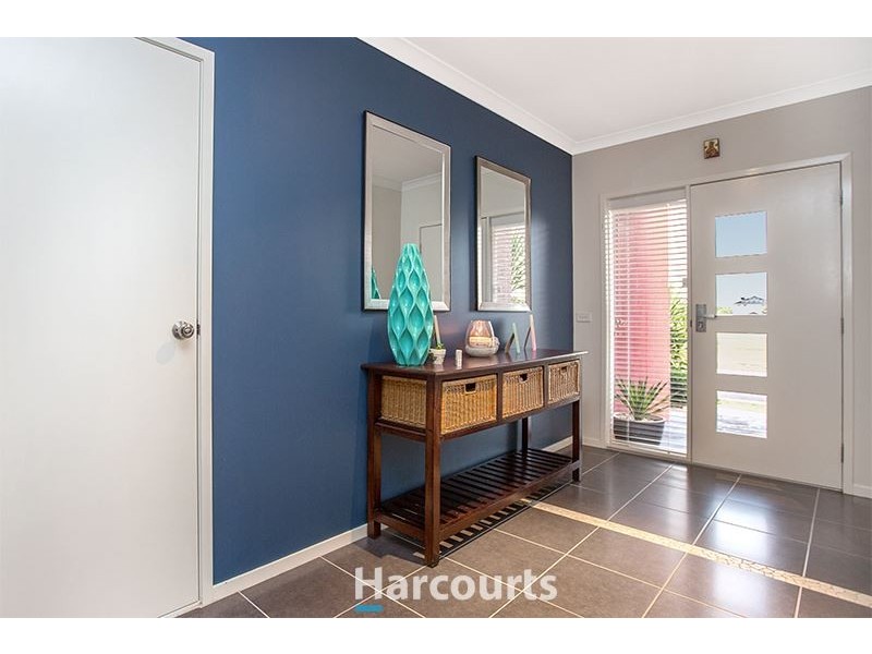 3 Clifford Drive, Pakenham VIC 3810