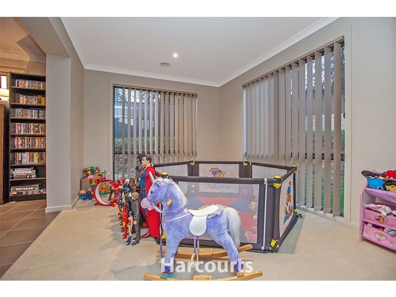 38 Wild Cherry Avenue, Pakenham VIC 3810