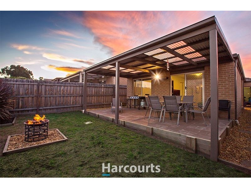 9 Ash Crescent, Pakenham VIC 3810