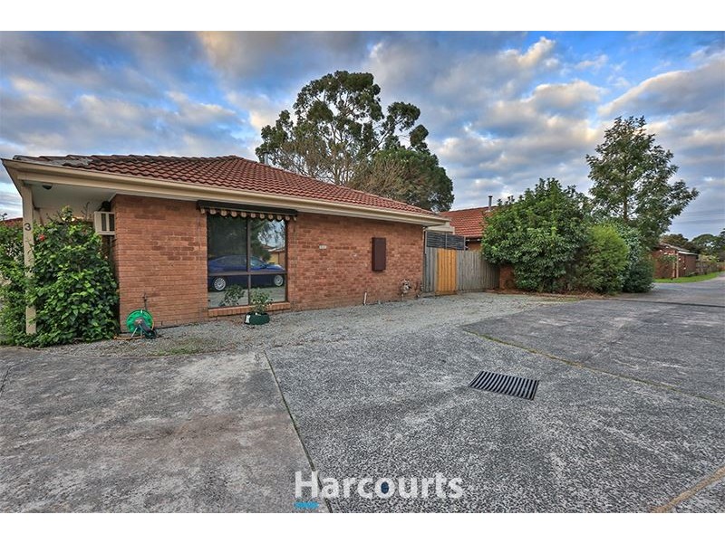 3/9 Rogers Street, Pakenham VIC 3810