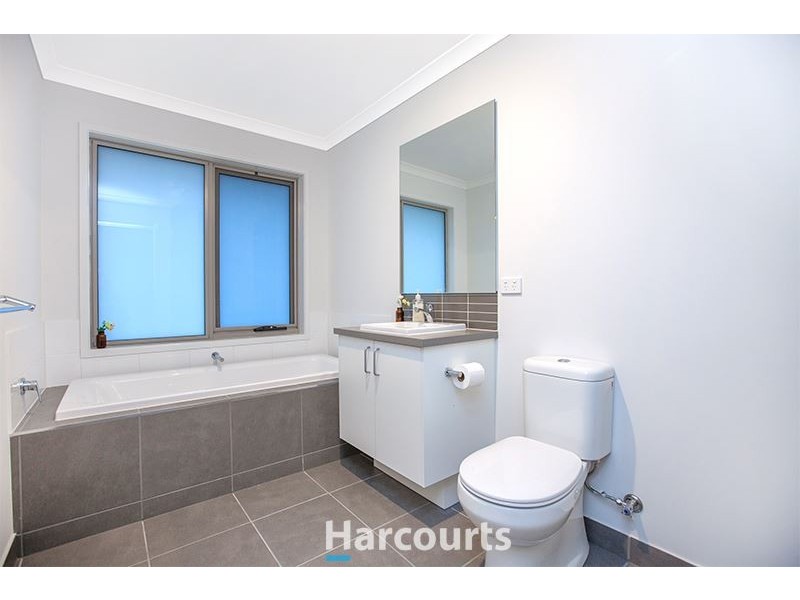 20 Pioneer Way, Officer VIC 3809