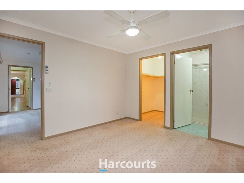 4 Isaac Court, Pakenham VIC 3810