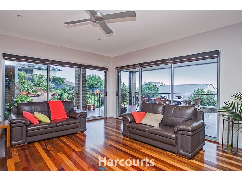 20 Highland Drive, Pakenham VIC 3810