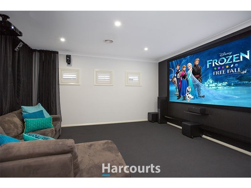 5 Westwood Grove, Pakenham VIC 3810