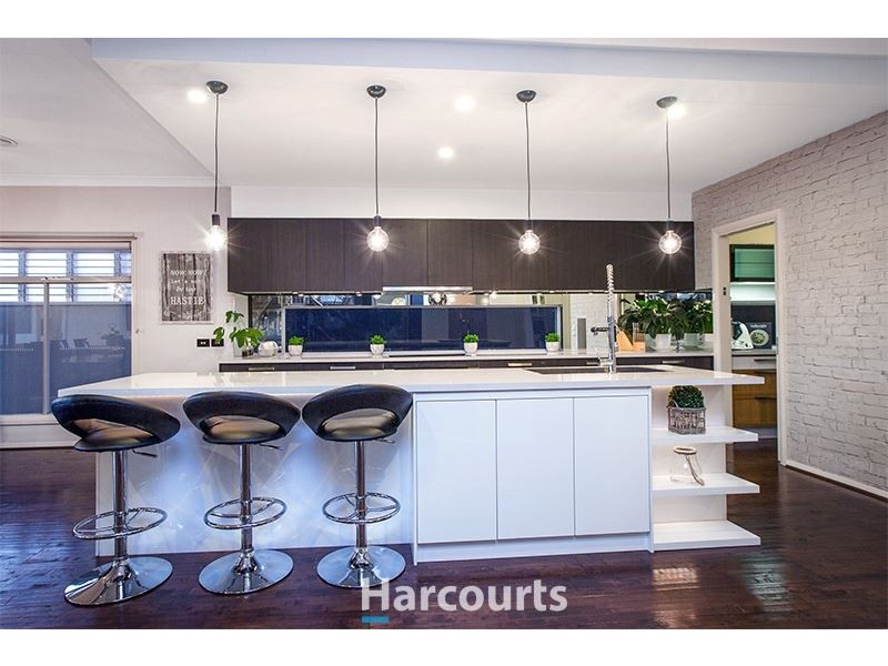 5 Westwood Grove, Pakenham VIC 3810