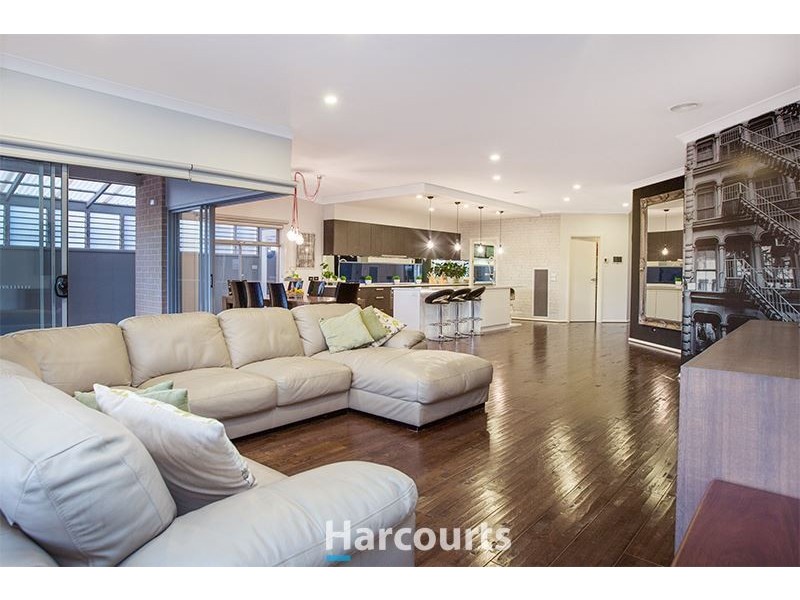 5 Westwood Grove, Pakenham VIC 3810