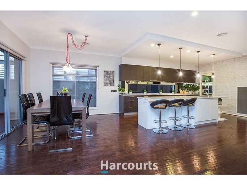 5 Westwood Grove, Pakenham VIC 3810