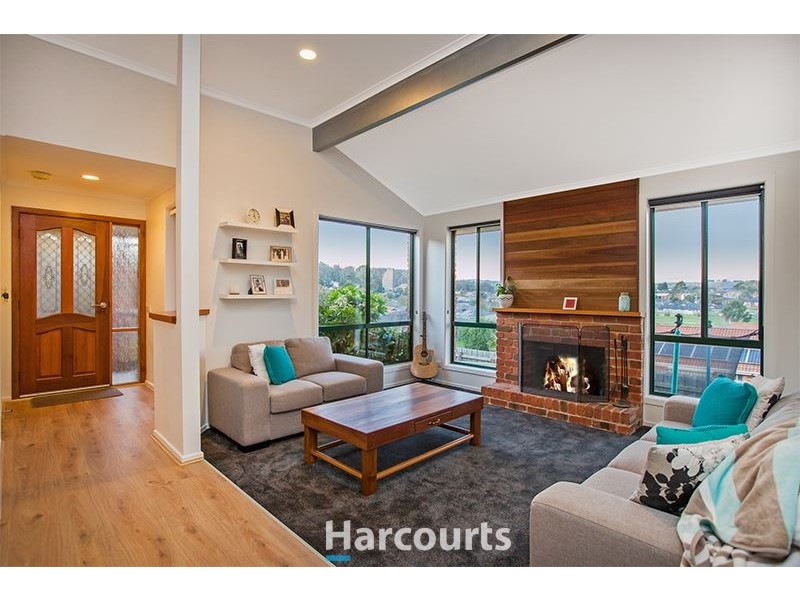 27 Union Avenue, Pakenham VIC 3810