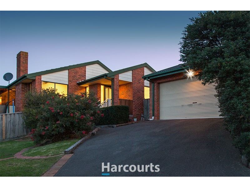 27 Union Avenue, Pakenham VIC 3810