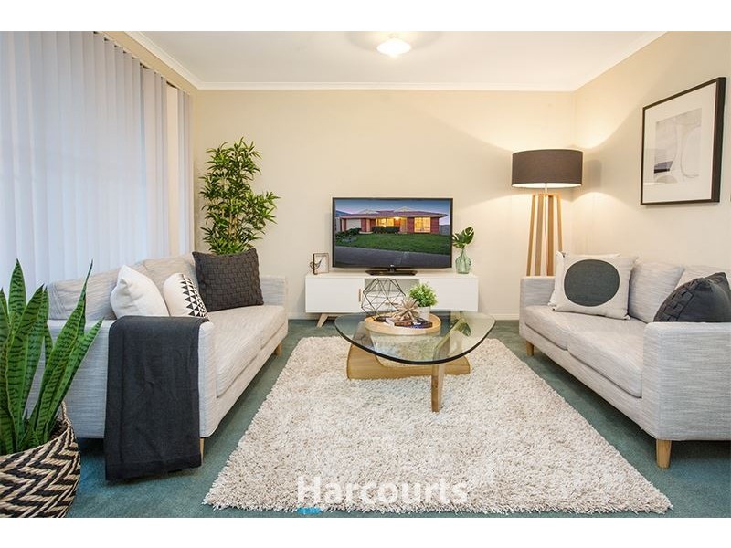 2 Grevillea Place, Pakenham VIC 3810