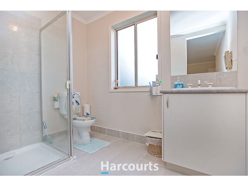 13 Paperbark Drive, Pakenham VIC 3810