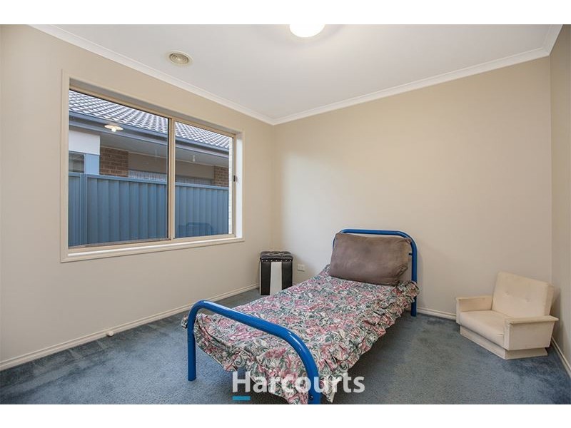 13 Paperbark Drive, Pakenham VIC 3810