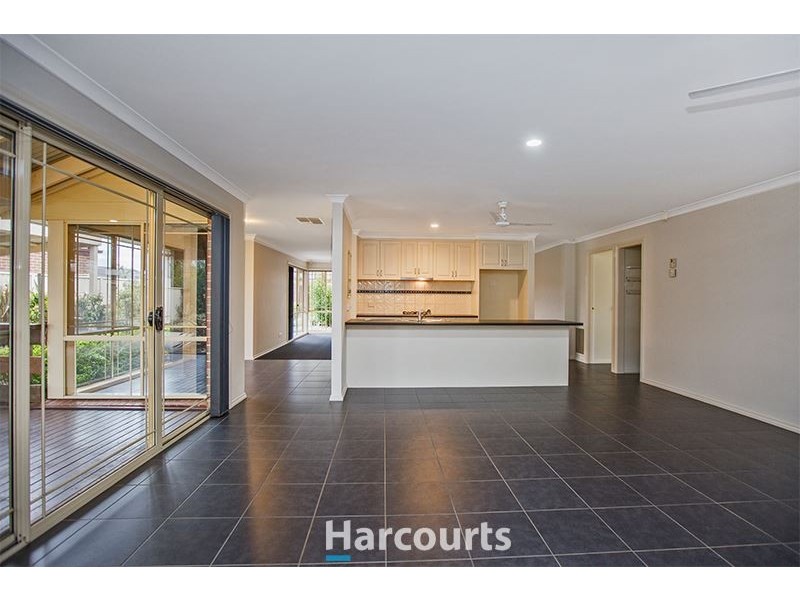 3 Teal Place, Pakenham VIC 3810