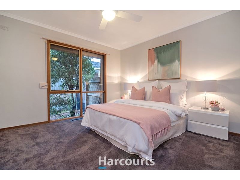 8 Salignus Court, Narre Warren VIC 3805