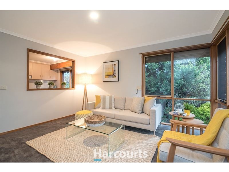 8 Salignus Court, Narre Warren VIC 3805