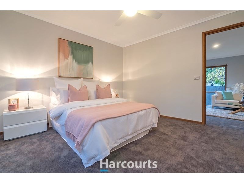 8 Salignus Court, Narre Warren VIC 3805