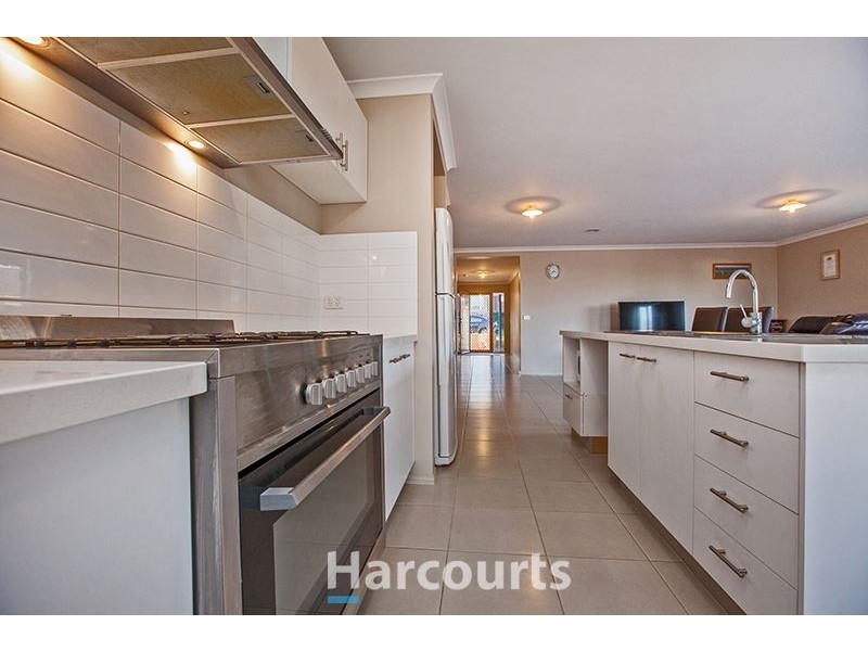 71 Harrison Way, Pakenham VIC 3810