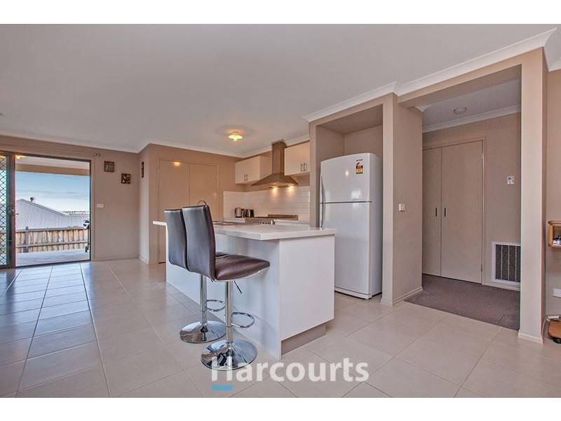 71 Harrison Way, Pakenham VIC 3810