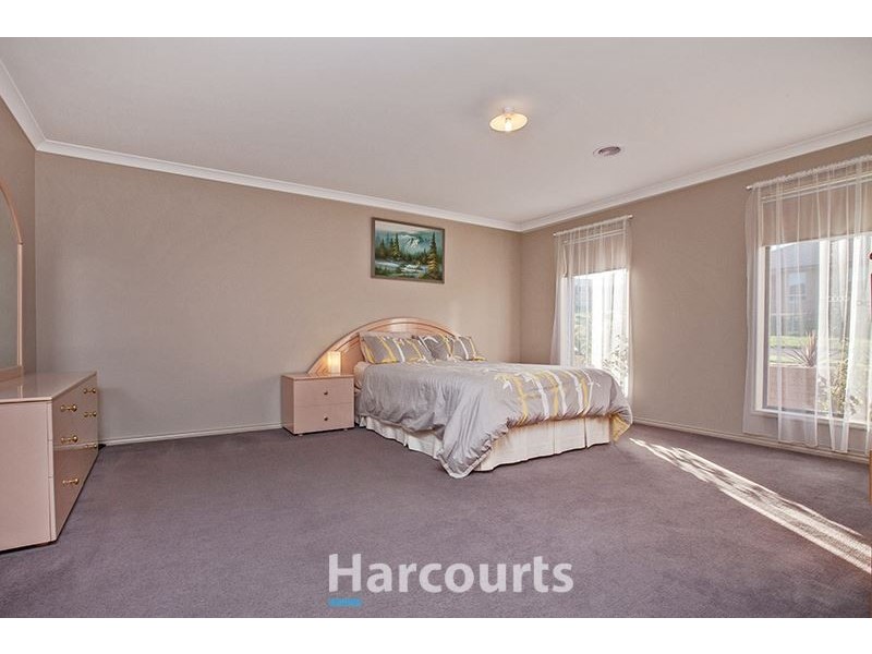 71 Harrison Way, Pakenham VIC 3810