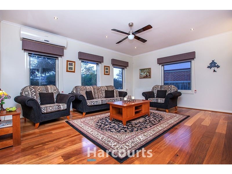 1 Lavender Avenue, Pakenham VIC 3810