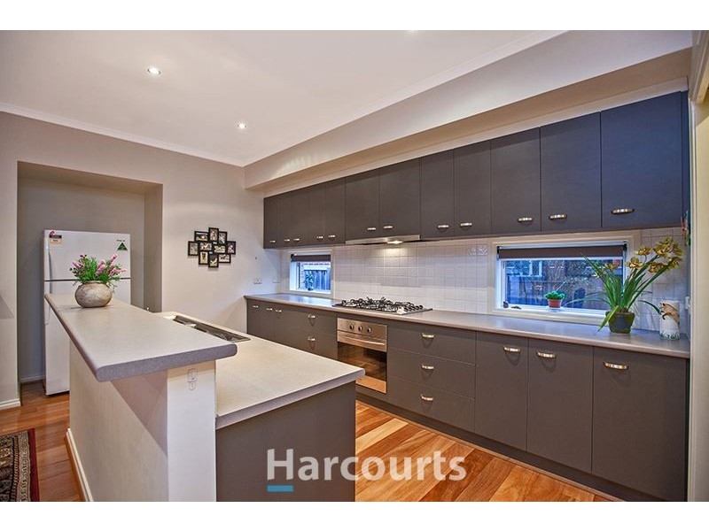 1 Lavender Avenue, Pakenham VIC 3810