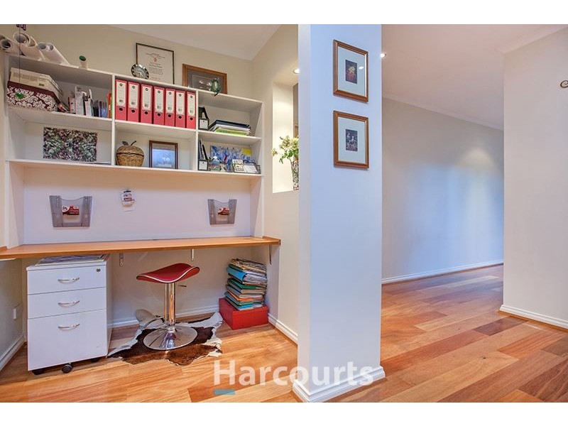 1 Lavender Avenue, Pakenham VIC 3810