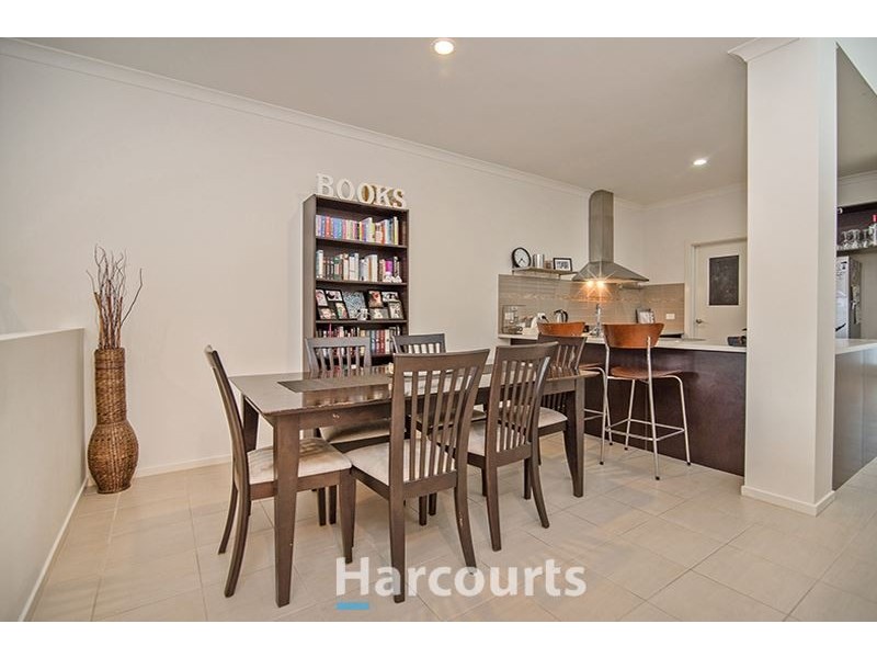 6 Haakman Way, Pakenham VIC 3810