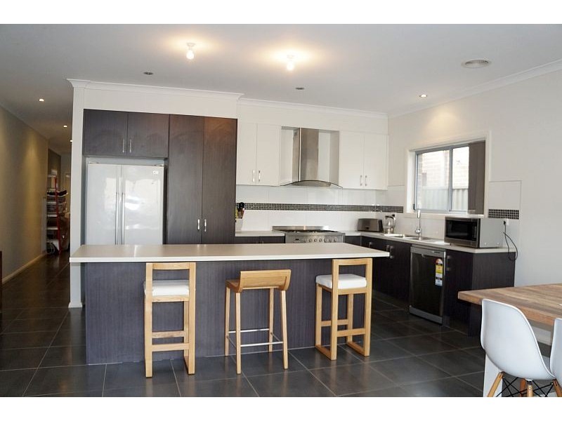 35 Cormorant Parade, Pakenham VIC 3810