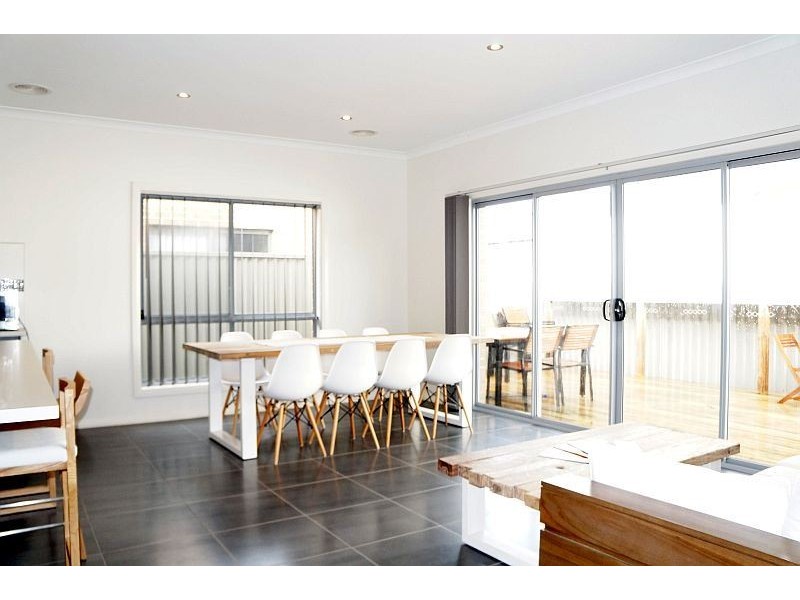 35 Cormorant Parade, Pakenham VIC 3810