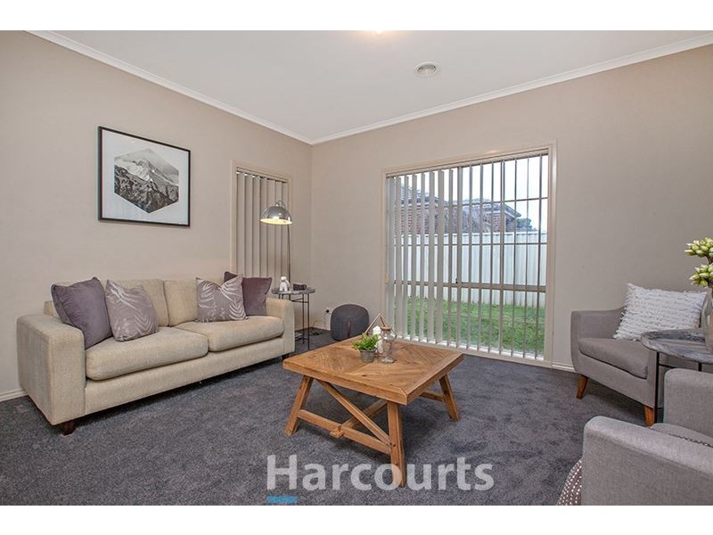 14 Wonboyn Close, Pakenham VIC 3810