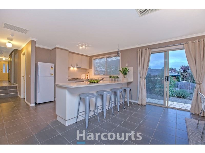 37 Meaby Drive, Pakenham VIC 3810