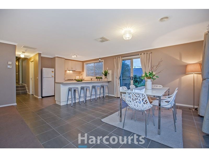 37 Meaby Drive, Pakenham VIC 3810