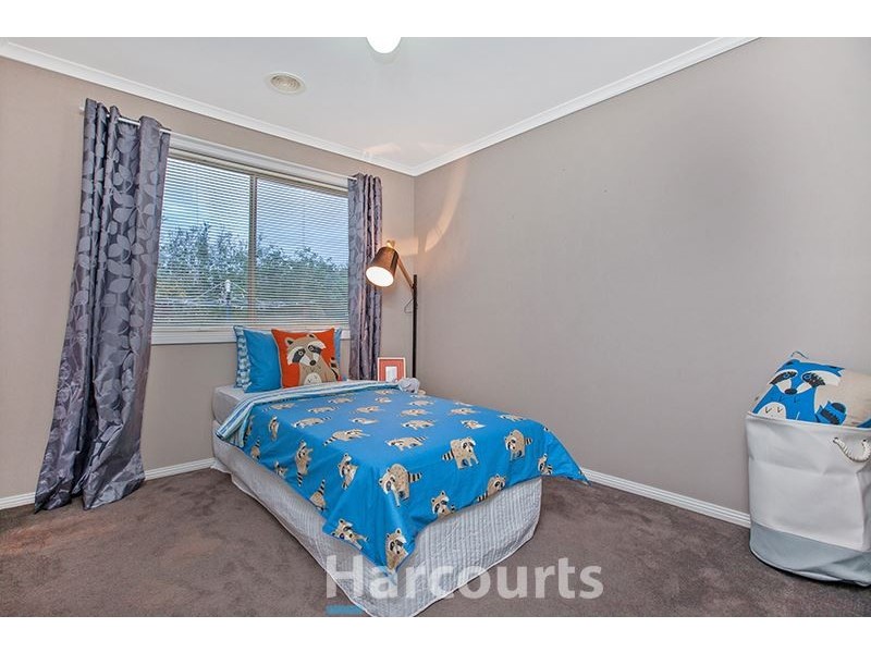 37 Meaby Drive, Pakenham VIC 3810